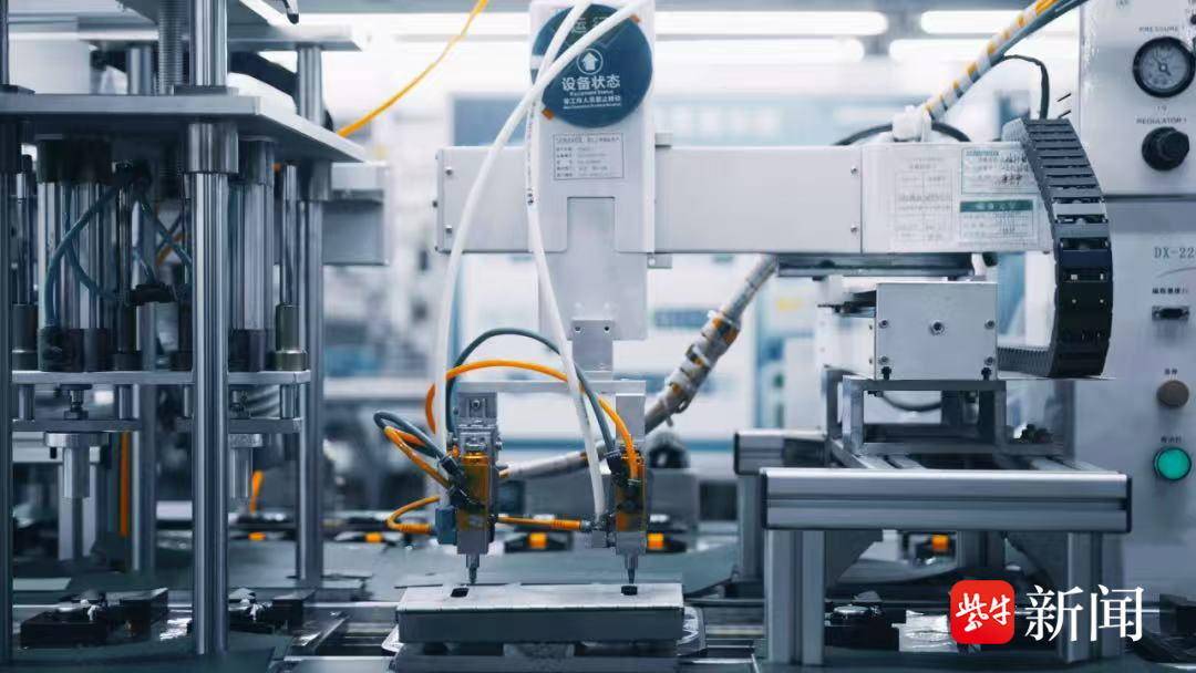 乘“智”而上，研发引领 苏州相城高新区再添两家省先进级智能工厂